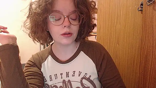 Chmiri cb online show from 1, 2, 2025