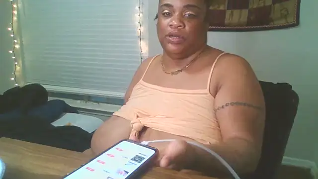 NaughtyHottieBBW online show from 15, 5, 2026