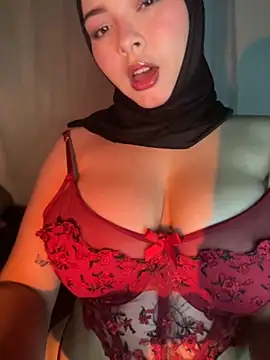 aneesa darzi online show from 11, 10, 2025