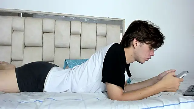 daniel hot03 online show from 22, 7, 2026