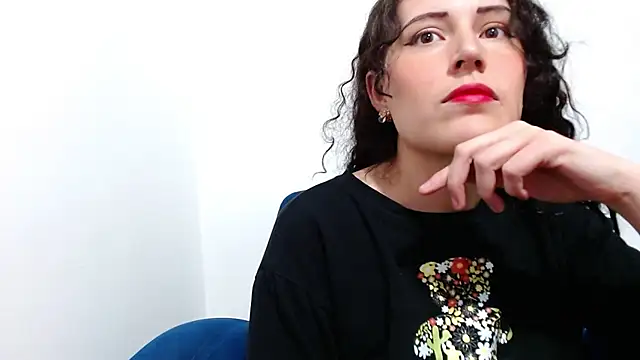 nadescomthxx online show from 6, 7, 2026