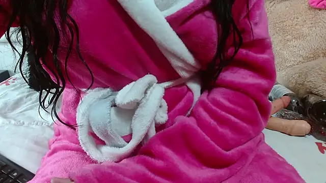 nadescomthxx online show from 3, 3, 2025