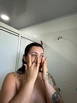 Snapshot of my-kitty chatting on 19, 6, 2026 my-kitty online show from 19, 6, 2026