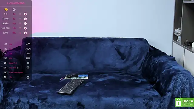 Agatta Smith online show from 6, 4, 2026