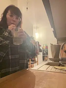 Mona-Peaches online show from 2, 3, 2026