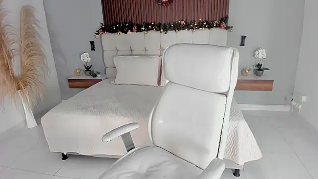 sofi potter  online show from 1, 12, 2025