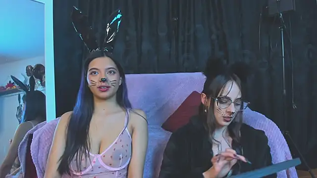 Kizzuky online show from 27, 10, 2025