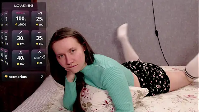 Snapshot of sojubottle chatting on 17, 11, 2025 sojubottle online show from 17, 11, 2025