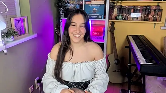 Snapshot of LelianaHazel chatting on 27, 11, 2025 LelianaHazel online show from 27, 11, 2025