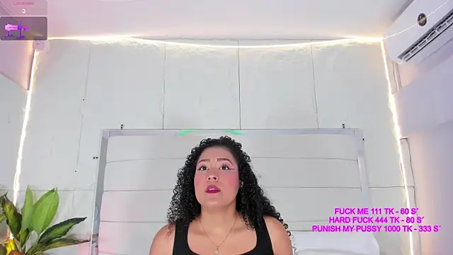 Ashleyy23x online show from 24, 2, 2026