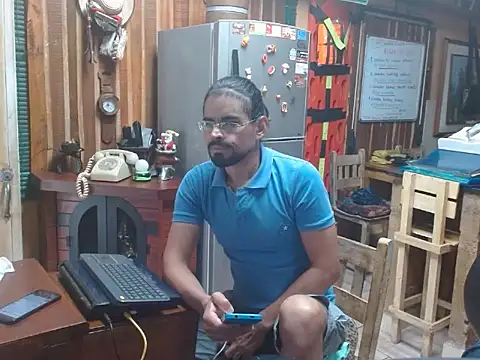Snapshot of Dr_Pocholate84 chatting on 8, 10, 2025 Dr Pocholate84 online show from 8, 10, 2025