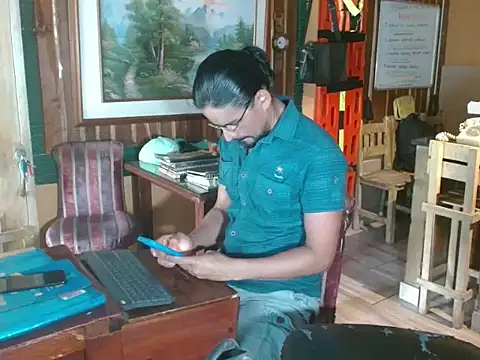 Snapshot of Dr_Pocholate84 chatting on 19, 5, 2026 Dr Pocholate84 online show from 19, 5, 2026