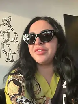 Chloe Ricci online show from 14, 12, 2024