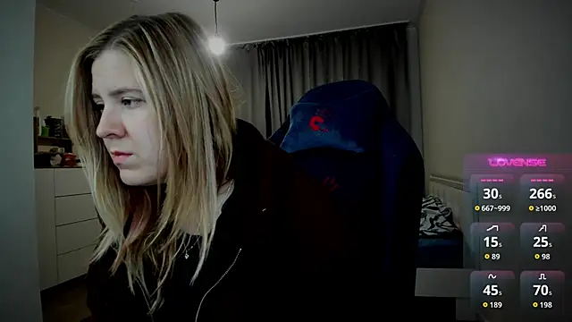 Olivia Munk online show from 17, 9, 2025