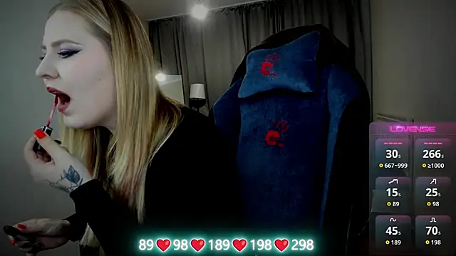 Olivia Munk online show from 7, 10, 2025