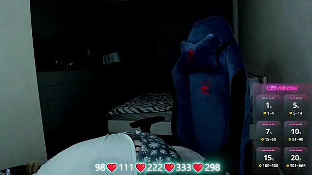 Olivia Munk online show from 11, 4, 2026