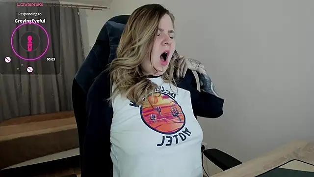 Olivia Munk online show from 7, 3, 2025