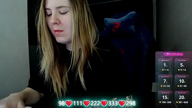 Olivia Munk online show from 8, 3, 2026