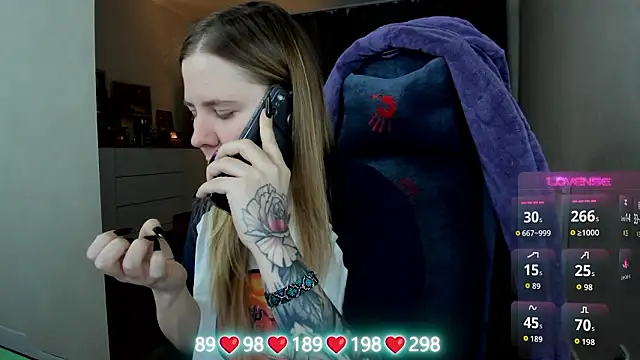 Snapshot of Olivia_Munk chatting on 3, 2, 2026 Olivia Munk online show from 3, 2, 2026