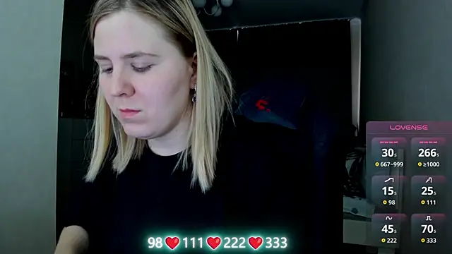 Snapshot of Olivia_Munk chatting on 5, 6, 2026 Olivia Munk online show from 5, 6, 2026