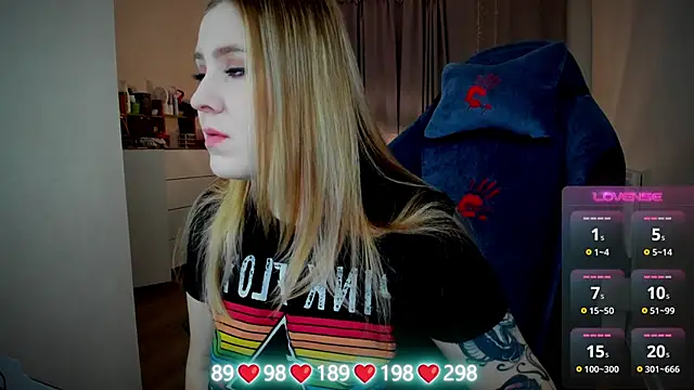 Olivia Munk online show from 22, 10, 2025