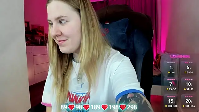 Olivia Munk online show from 23, 12, 2025