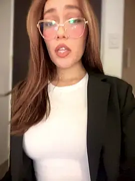 MichelleFerry  online show from 6, 12, 2024