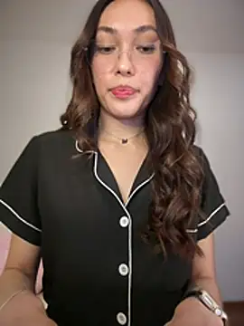 MichelleFerry  online show from 4, 5, 2026