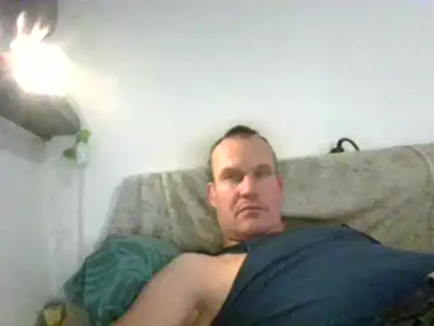 Snapshot of dlvis12 chatting on 17, 11, 2025 dlvis12 online show from 17, 11, 2025