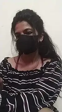 Shuttii 25 online show from 24, 2, 2025