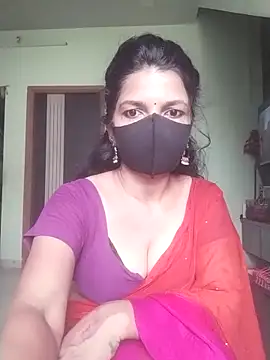 Shuttii 25 online show from 4, 11, 2025