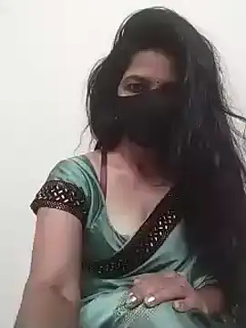 Shuttii 25 online show from 10, 3, 2025