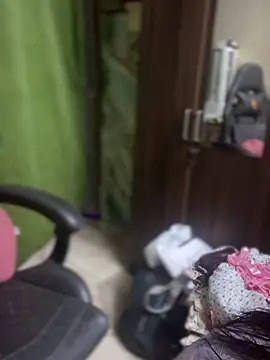 PARI Hun online show from 9, 2, 2026