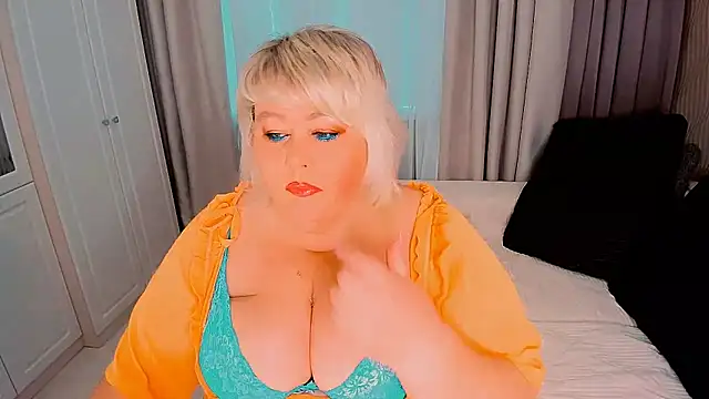 BIGTITSBBW online show from 10, 9, 2025