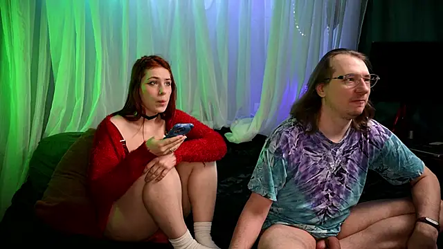 Claudia and elon  online show from 11, 5, 2026