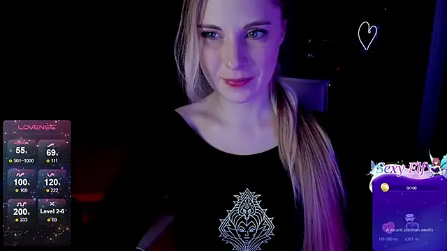 Snapshot of Aqualen chatting on 12, 3, 2025 Aqualen online show from 12, 3, 2025