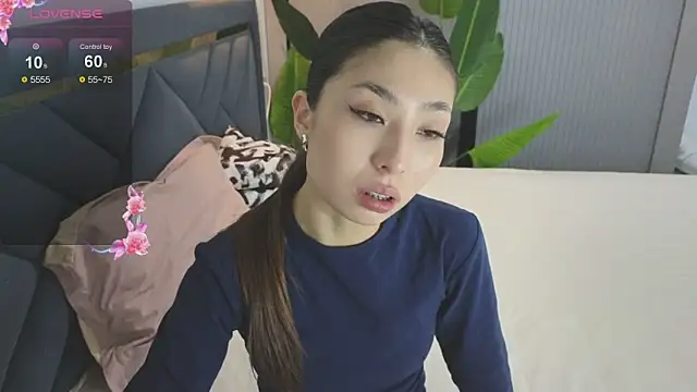 TrishaRey online show from 26, 11, 2025