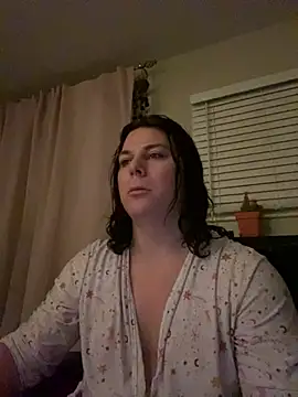 Snapshot of KevieWantsABoobJob chatting on 22, 1, 2025 KevieWantsABoobJob online show from 22, 1, 2025