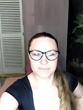 SexyMichellexo online show from 27, 7, 2026