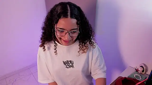 DAHLIA BROWNIE online show from 13, 3, 2025