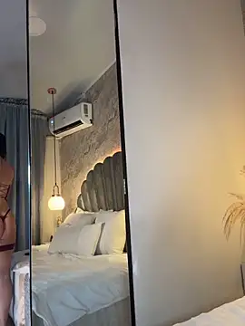 AnnaCastillo  online show from 9, 9, 2025