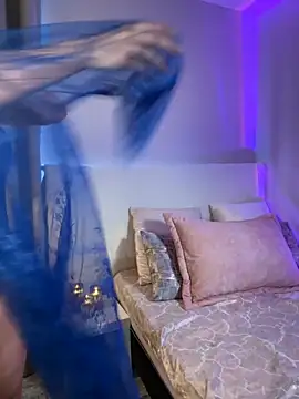 AnnaCastillo  online show from 4, 11, 2025