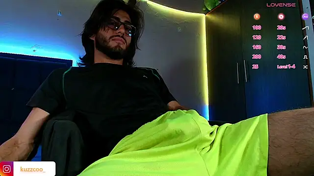 Snapshot of kuzzcoo chatting on 26, 2, 2026 kuzzcoo online show from 26, 2, 2026