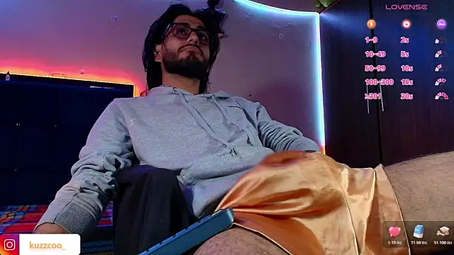 Snapshot of kuzzcoo chatting on 19, 2, 2026 kuzzcoo online show from 19, 2, 2026