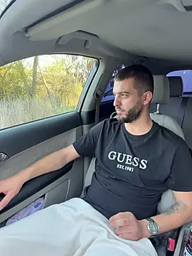 ElChapoGuzman95 online show from 2, 11, 2025