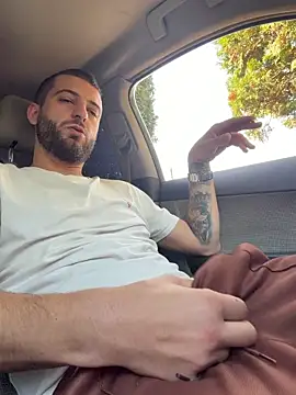 ElChapoGuzman95 online show from 3, 11, 2025