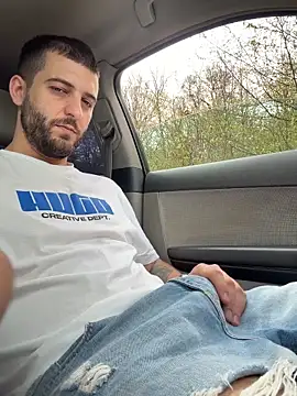 Snapshot of ElChapoGuzman95 chatting on 15, 4, 2026 ElChapoGuzman95 online show from 15, 4, 2026