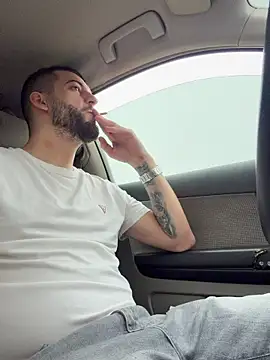 ElChapoGuzman95 online show from 23, 12, 2025