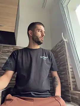 Snapshot of ElChapoGuzman95 chatting on 9, 4, 2026 ElChapoGuzman95 online show from 9, 4, 2026