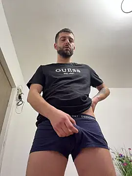 ElChapoGuzman95 online show from 14, 1, 2026